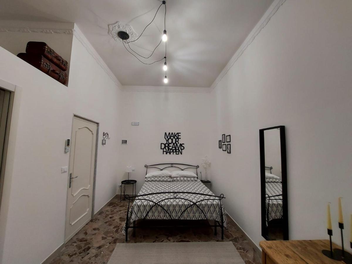 Stellammare Apulian House B&B บารี ภายนอก รูปภาพ